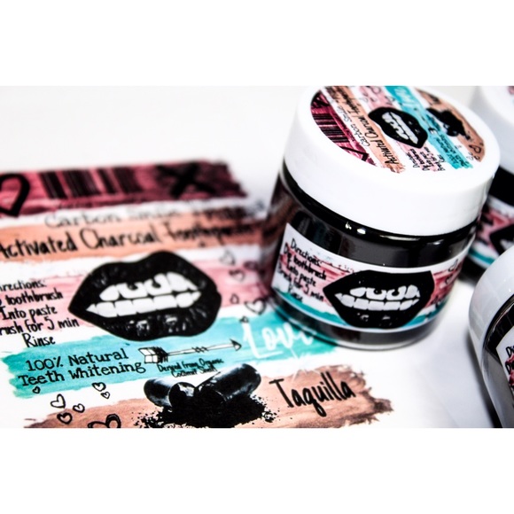 Activated Charcoal Toothpaste - Picture 3 of 4